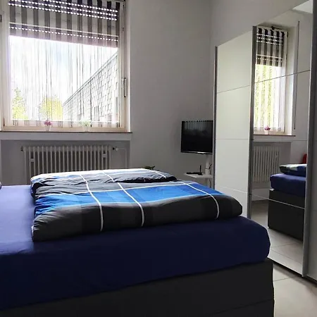 Σπίτι διακοπών Moderne Doppelhaushaelfte Mit Sued-west-terrasse